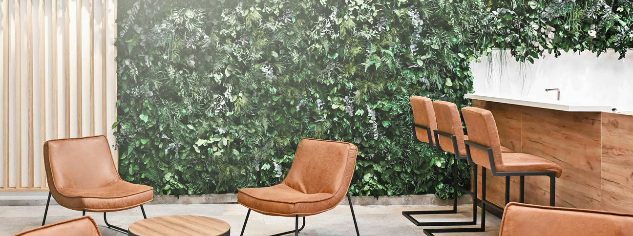 Mooswand Dschungelwand Fitnessstudio